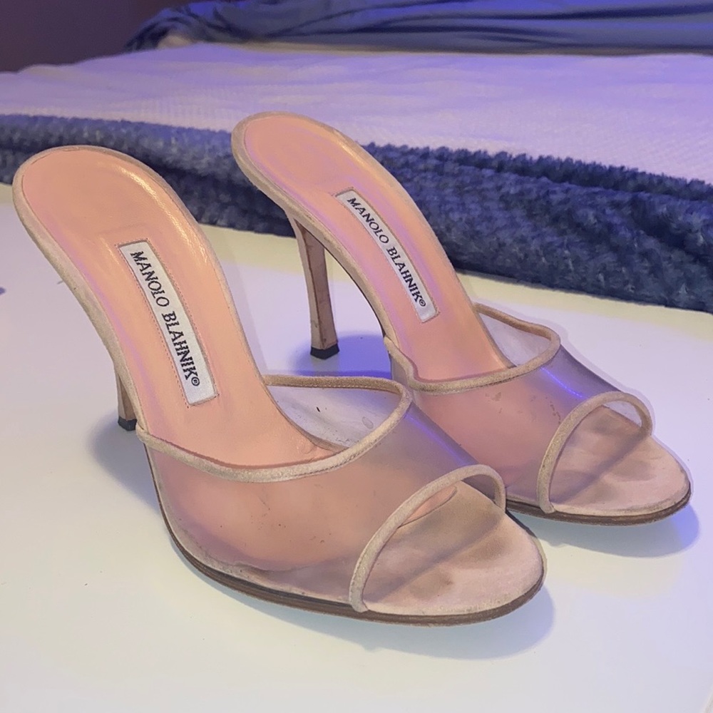 MANOLO BLAHNIK Heels